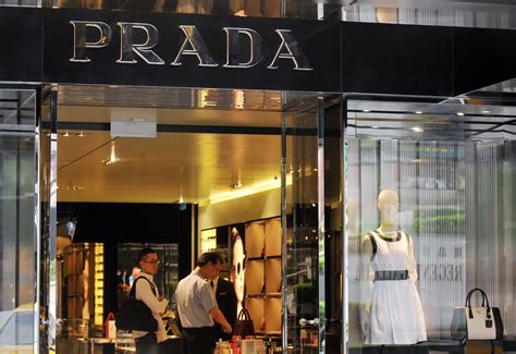 prada news regalo dipendenti|Prada, un premio welfare da 1.500 euro per tutti i dipendenti.